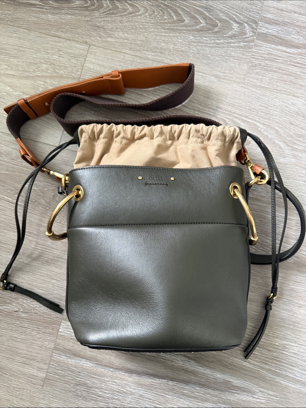 Chloé Olive Green Leather Drawstring Crossbody Bag with Tan Strap